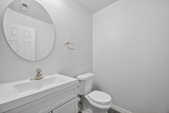 1060 Westbrook Court, Grand Prairie, TX 75052