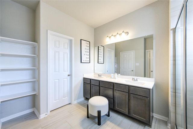 5439 Rustic Ruby Drive, Brookshire, TX 77423