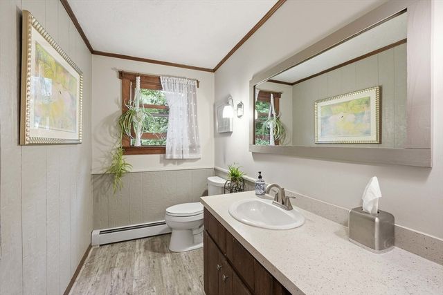 46 Prospect St, Rutland, MA 01543
