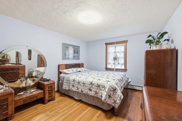 46 Prospect St, Rutland, MA 01543