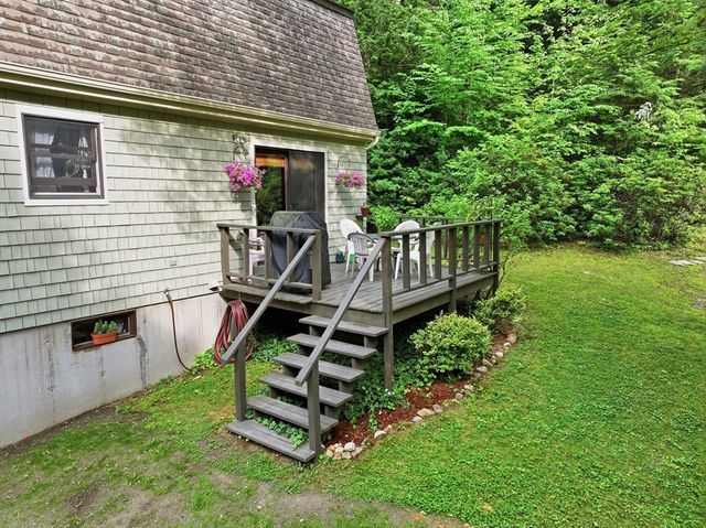 46 Prospect St, Rutland, MA 01543