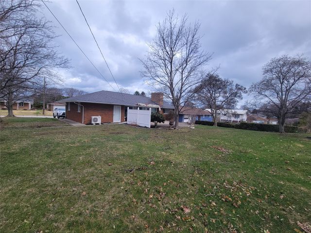 2609 FRONTENAC Drive, Erie, PA 16511