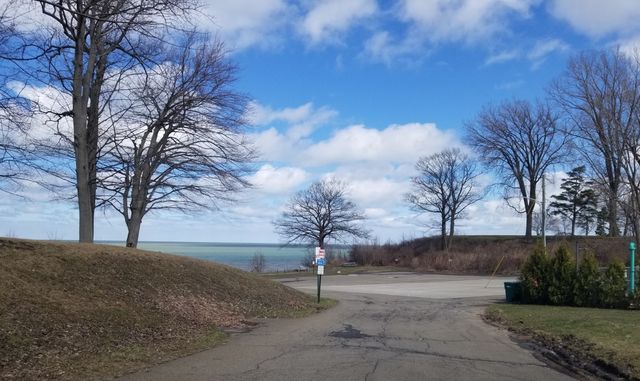 2609 FRONTENAC Drive, Erie, PA 16511