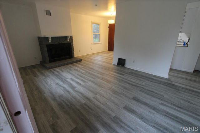 2437 Shannon, Jennings, MO 63136