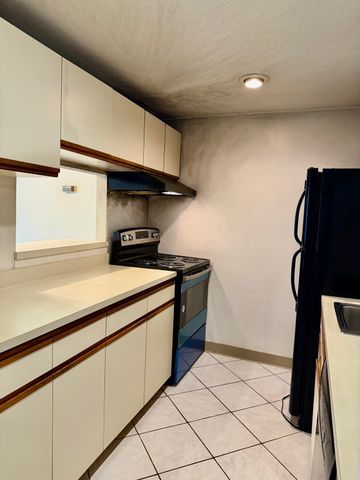 314 Riverside Avenue 304, Medford, MA 02155