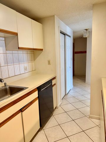 314 Riverside Avenue 304, Medford, MA 02155