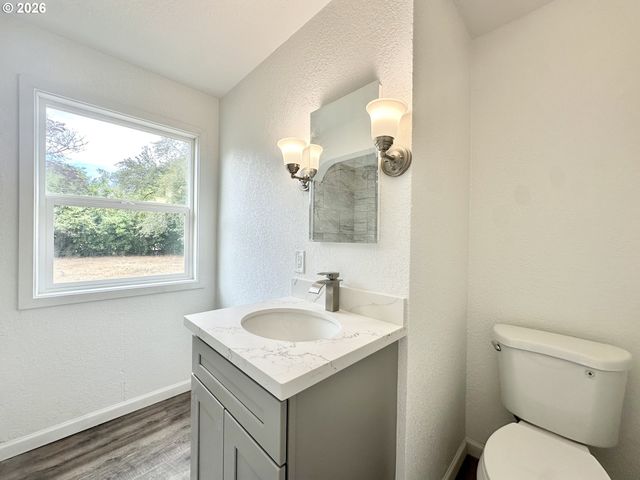 13533 Se DIVISION St, Portland, OR 97236
