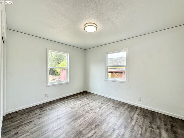 13533 Se DIVISION St, Portland, OR 97236