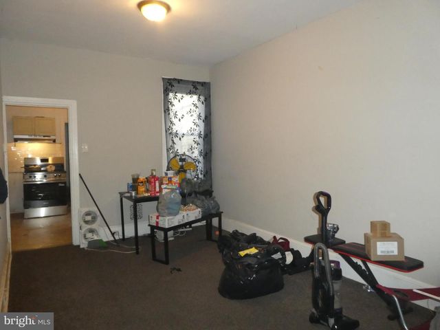 2070 BELLMORE AVE, Philadelphia, PA 19134