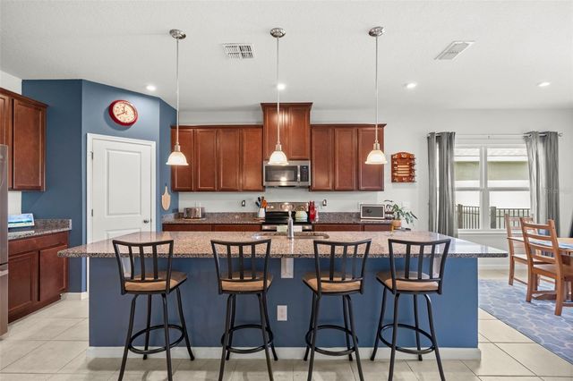 3053 HILL POINT STREET, Minneola, FL 34715