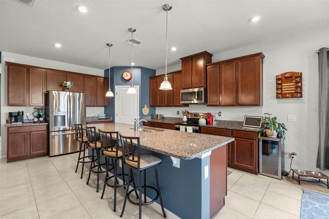 3053 HILL POINT STREET, Minneola, FL 34715