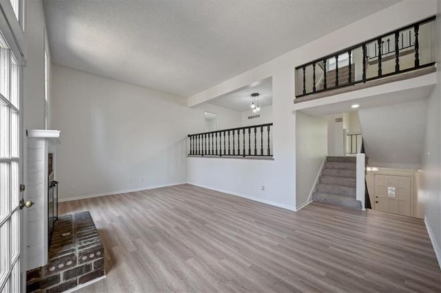 10130 Locust Street, Kansas City, MO 64131