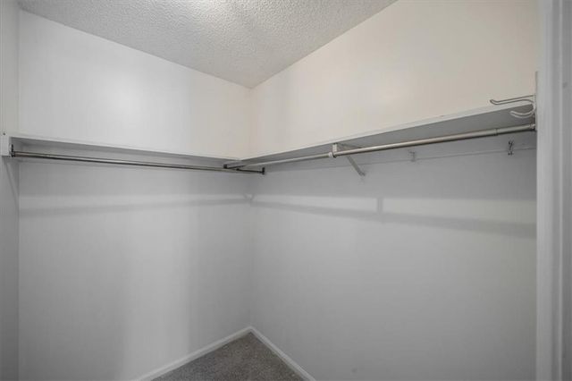 10130 Locust Street, Kansas City, MO 64131