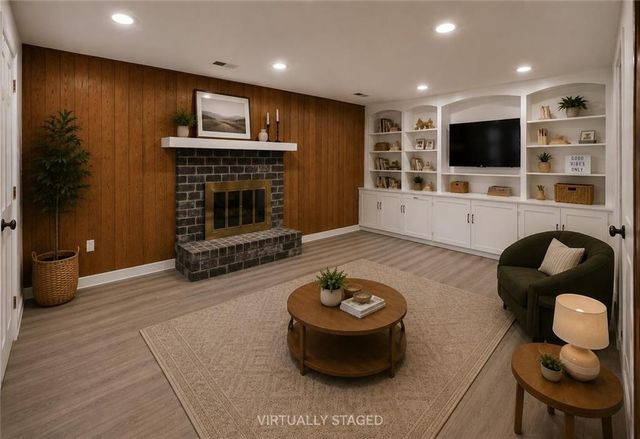 10130 Locust Street, Kansas City, MO 64131