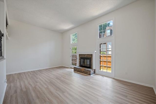 10130 Locust Street, Kansas City, MO 64131