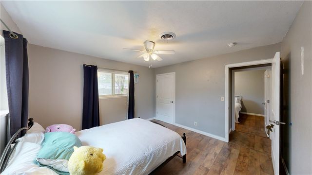 146 Rogers Circle Drive, Springdale, AR 72764