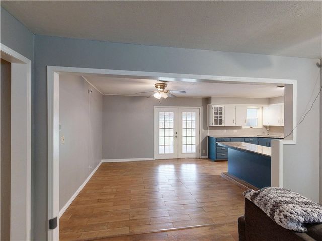 146 Rogers Circle Drive, Springdale, AR 72764