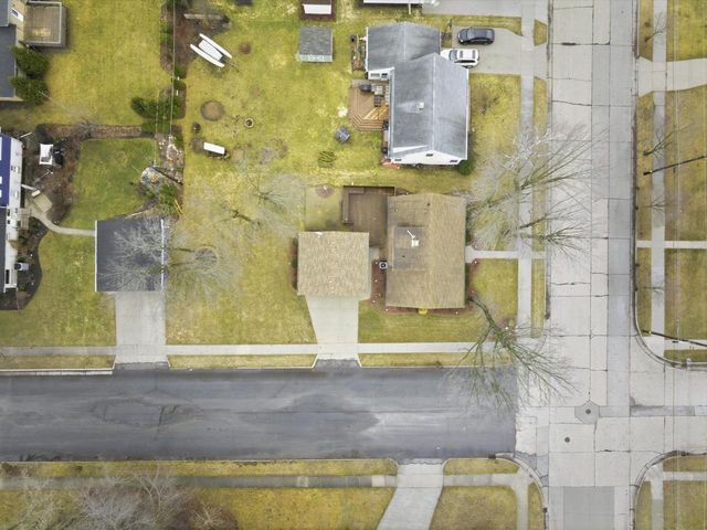 1402 N 21st STREET, Manitowoc, WI 54220