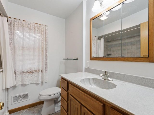 1402 N 21st STREET, Manitowoc, WI 54220