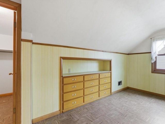 1402 N 21st STREET, Manitowoc, WI 54220