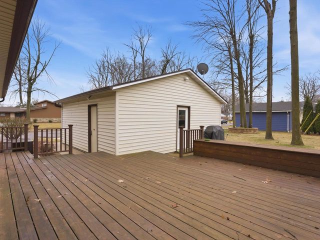 1402 N 21st STREET, Manitowoc, WI 54220