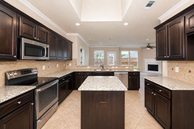 3121 Hornbeam Street, Denton, TX 76226