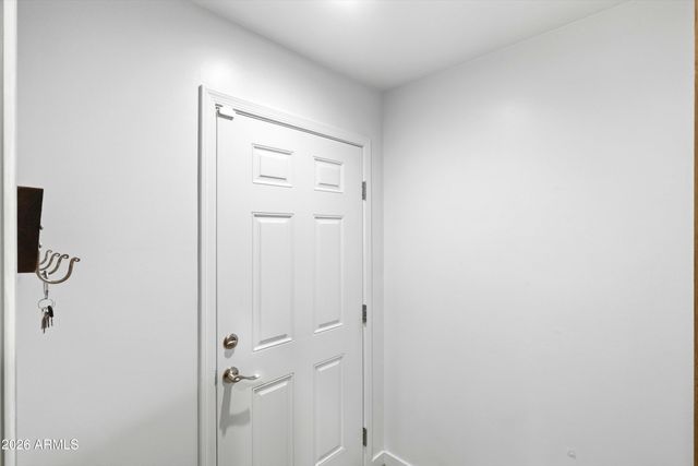 1142 W VERMONT Avenue, Phoenix, AZ 85013