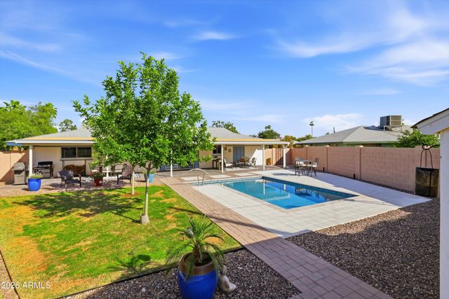 1142 W VERMONT Avenue, Phoenix, AZ 85013
