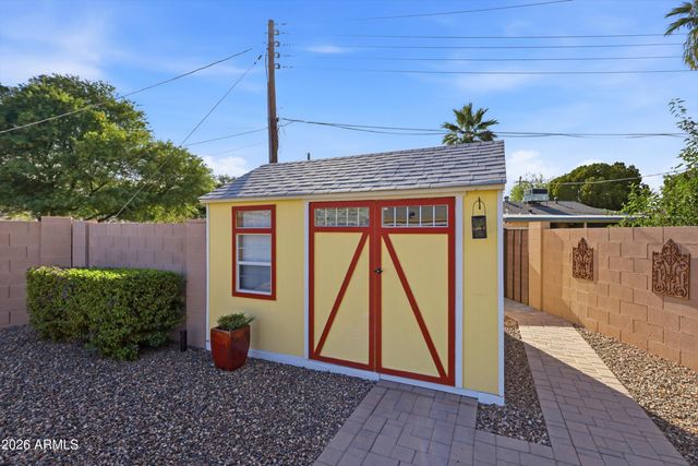 1142 W VERMONT Avenue, Phoenix, AZ 85013