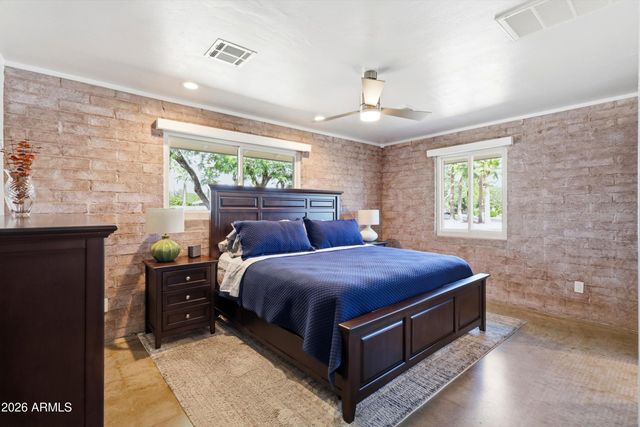 1142 W VERMONT Avenue, Phoenix, AZ 85013