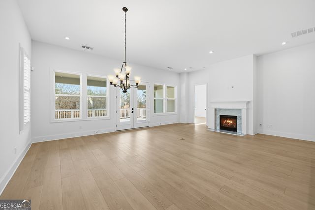 385 Huron Lane, Hoschton, GA 30548