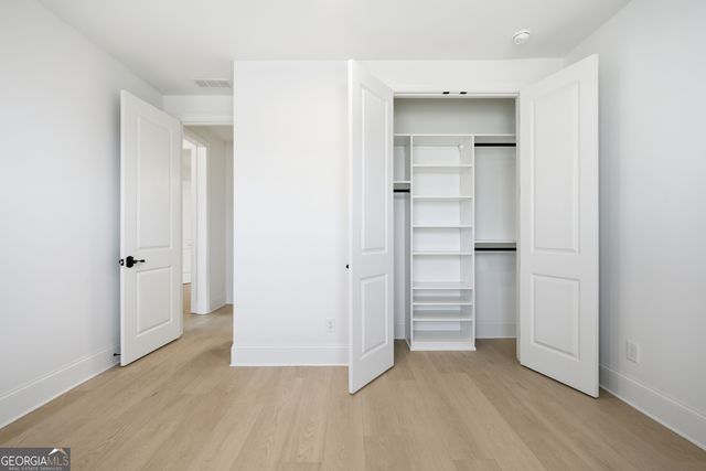 385 Huron Lane, Hoschton, GA 30548