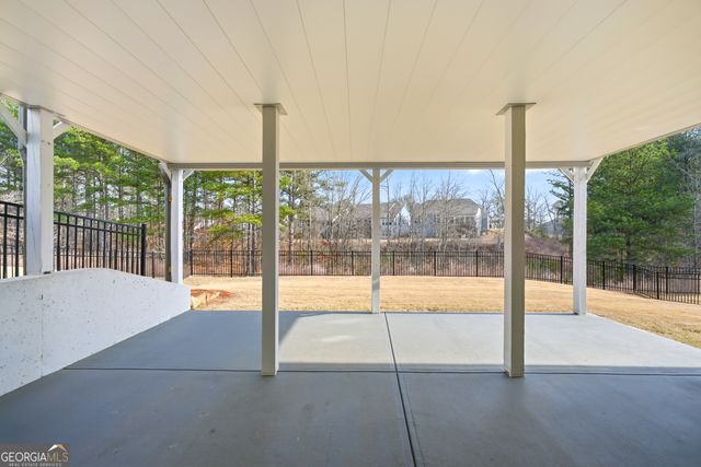 385 Huron Lane, Hoschton, GA 30548