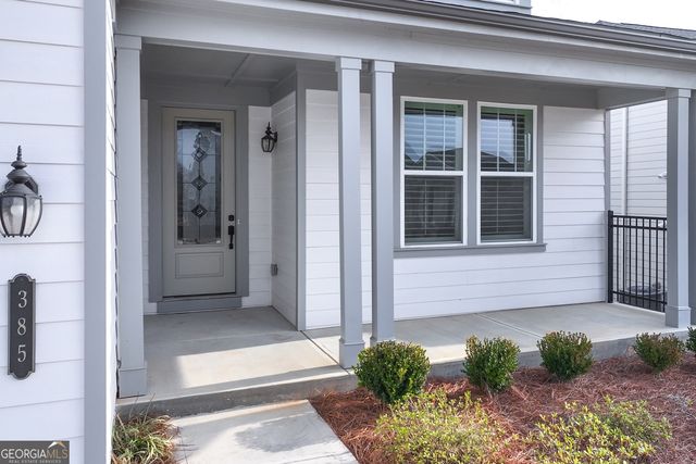 385 Huron Lane, Hoschton, GA 30548