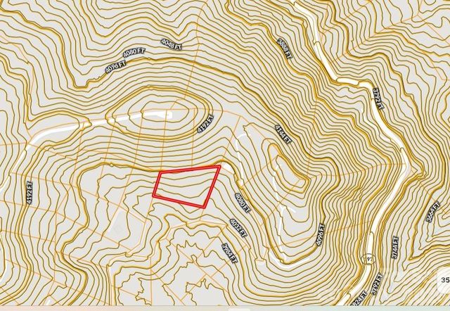 000 Hawks Nest Drive, Burnsville, NC 28714
