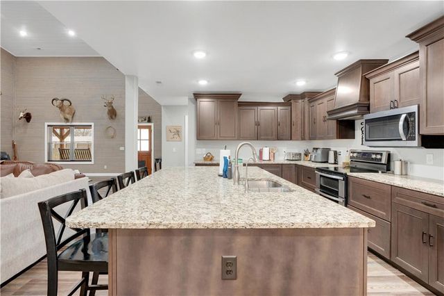 26192 Georgetown Avenue, Warsaw, MO 65355