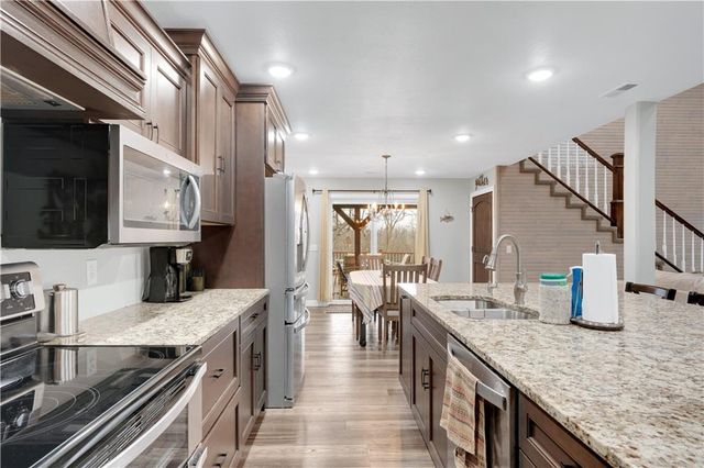 26192 Georgetown Avenue, Warsaw, MO 65355