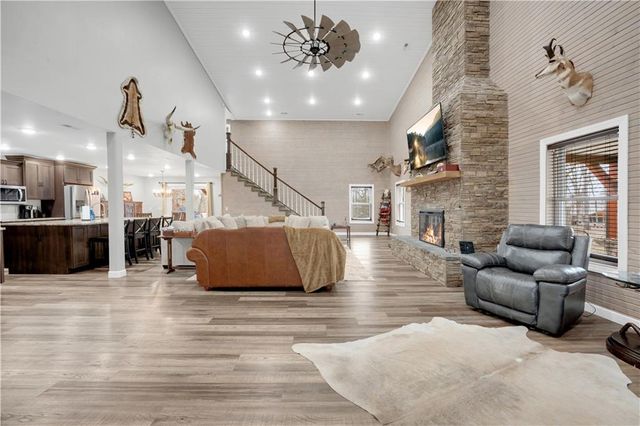 26192 Georgetown Avenue, Warsaw, MO 65355