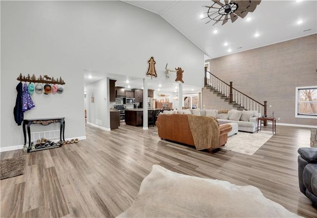 26192 Georgetown Avenue, Warsaw, MO 65355