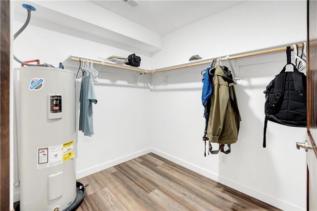 26192 Georgetown Avenue, Warsaw, MO 65355