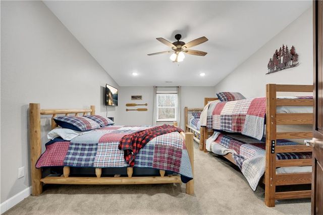 26192 Georgetown Avenue, Warsaw, MO 65355