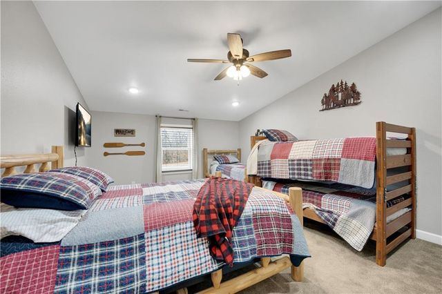 26192 Georgetown Avenue, Warsaw, MO 65355