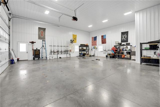 26192 Georgetown Avenue, Warsaw, MO 65355