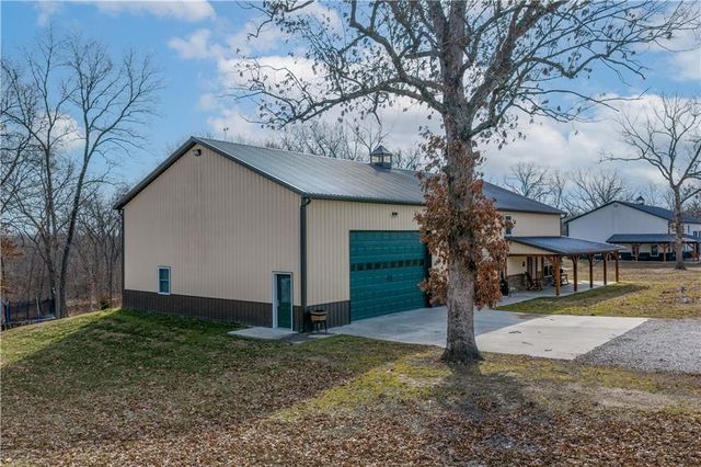 26192 Georgetown Avenue, Warsaw, MO 65355