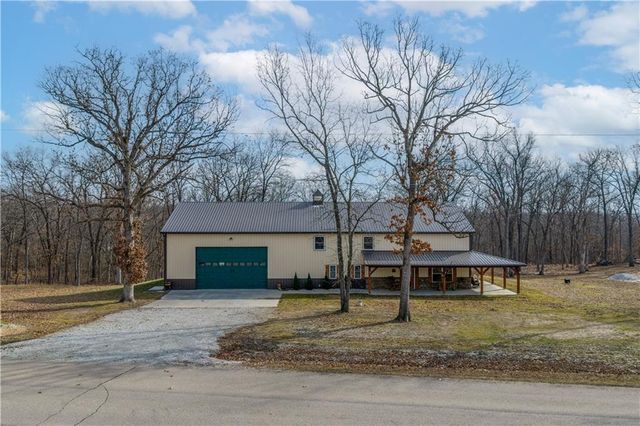 26192 Georgetown Avenue, Warsaw, MO 65355