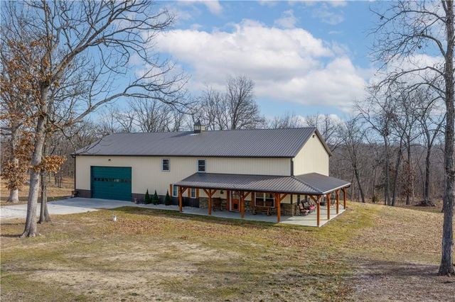 26192 Georgetown Avenue, Warsaw, MO 65355