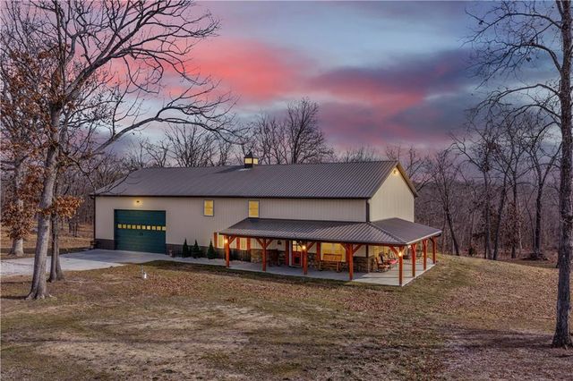 26192 Georgetown Avenue, Warsaw, MO 65355