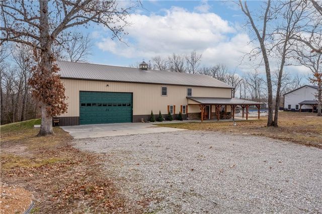 26192 Georgetown Avenue, Warsaw, MO 65355