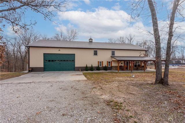 26192 Georgetown Avenue, Warsaw, MO 65355