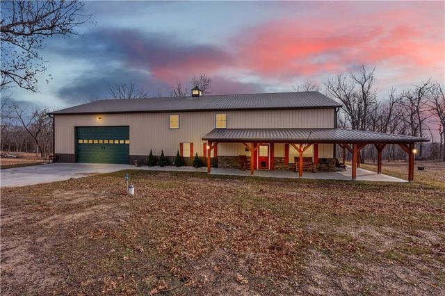 26192 Georgetown Avenue, Warsaw, MO 65355